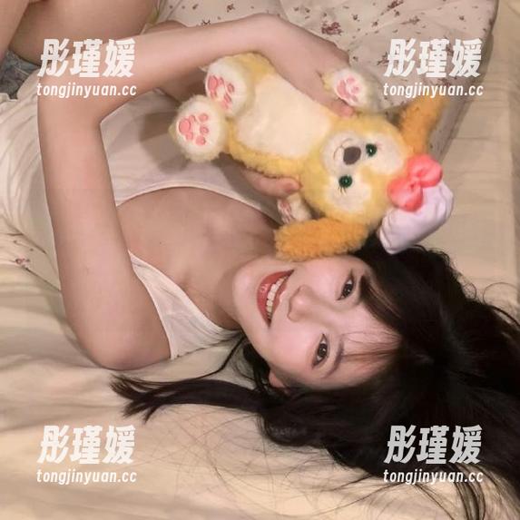 神秘与美的结合：Pia (피아)呈现《DJAWA》DarlingintheFranXX精美写真合集，细腻展现人物情感